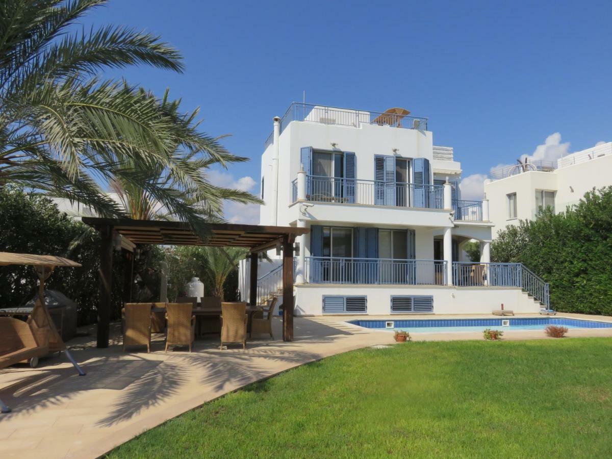 Villa Victoria Пафос Екстер'єр фото