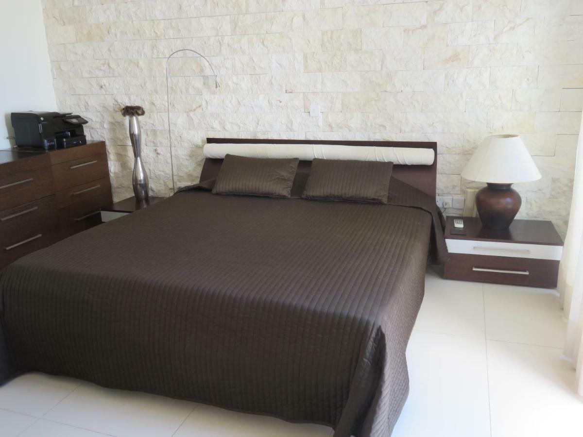 Villa Victoria Пафос Екстер'єр фото