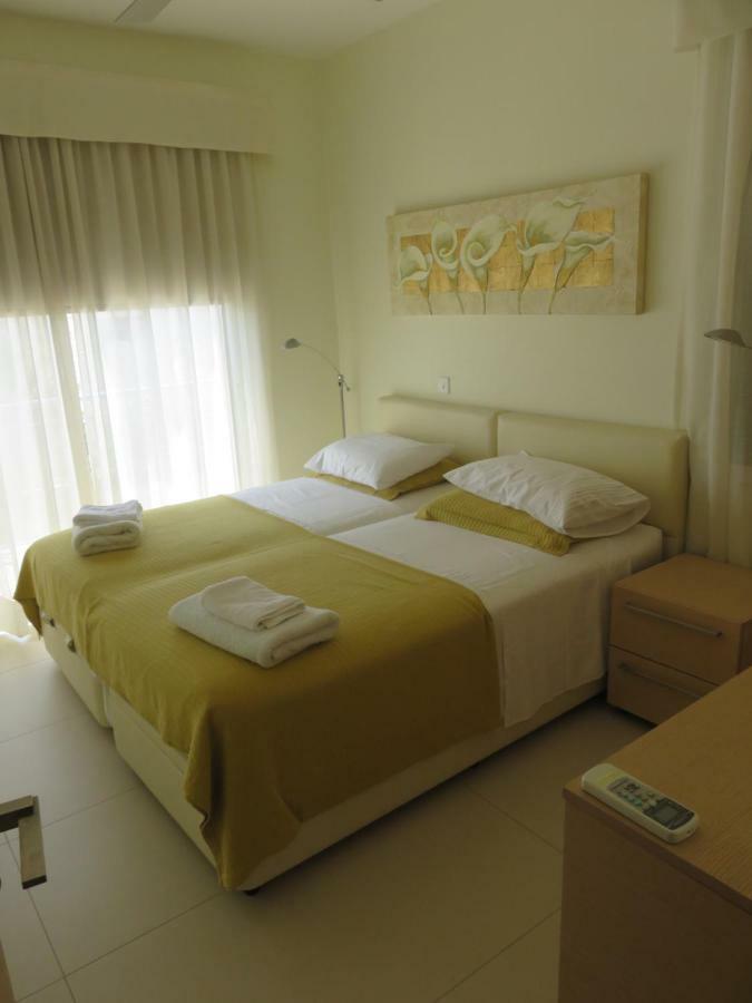 Villa Victoria Пафос Екстер'єр фото